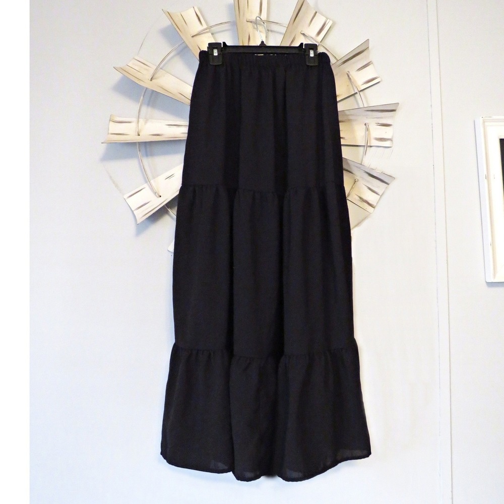 Cider Tired Look S Black Maxi Skirt Adapts to your Shape Ruffle Hem Side Slit - Picture 3 of 10